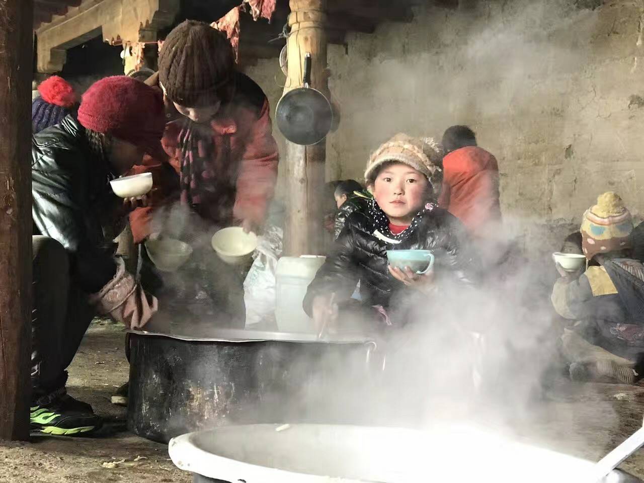 大发在线登录官网-大发(中国)公益回顾丨家国同欢月同圆 温暖满载甘孜州(图10) 大发在线登录官网-大发(中国)公益回顾丨家国同欢月同圆 温暖满载甘孜州(图10)